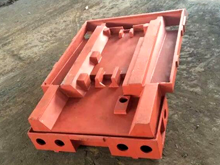 <a href='/jczj.html'>大型鑄鐵件</a>，大型鑄鋼件，機(jī)床鑄件